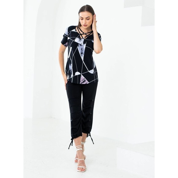 Artex Fashions Women's Size XL Black Capri Pants with Buttons and Ties NWT - Picture 2 of 3